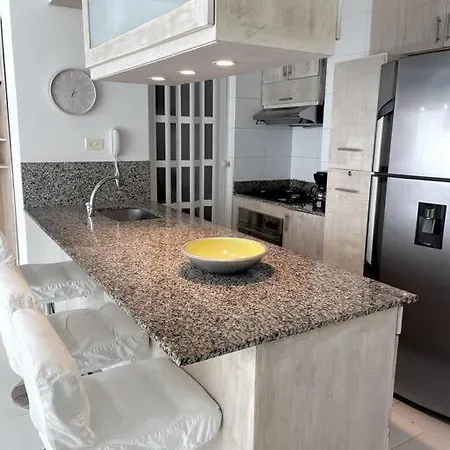Apto Con Vista Al Mar Para Disfrutar En Familia. Apartamento